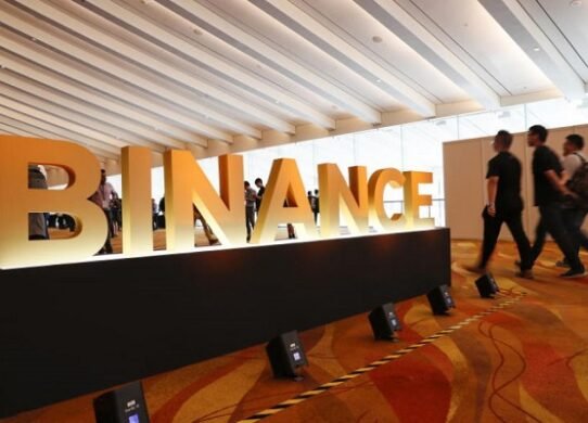 Binance Singapore withdraws crypto