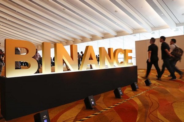 Binance Singapore withdraws crypto