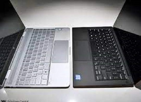 which laptop is better dell vs hp